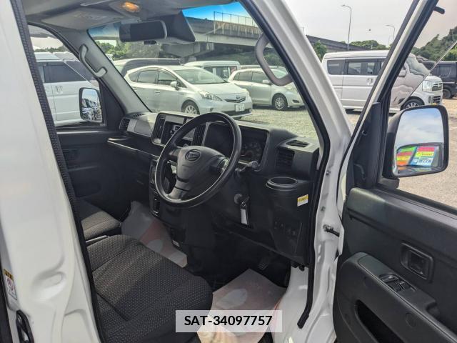 Daihatsu HIJET CARGO 2021-04 7797802-9