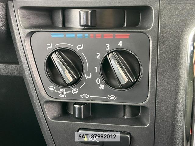 Daihatsu HIJET CARGO 2019-03 7799401-6