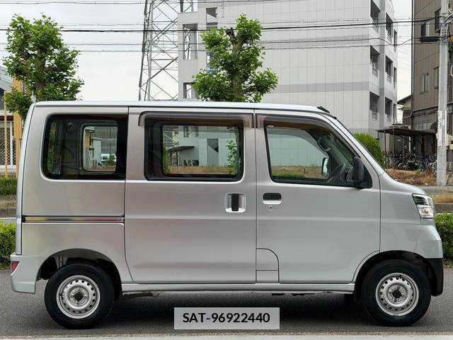 Daihatsu HIJET CARGO 2021-08 7799565-8