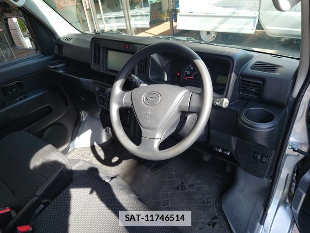 Daihatsu HIJET CARGO 2018-04 7800124-15