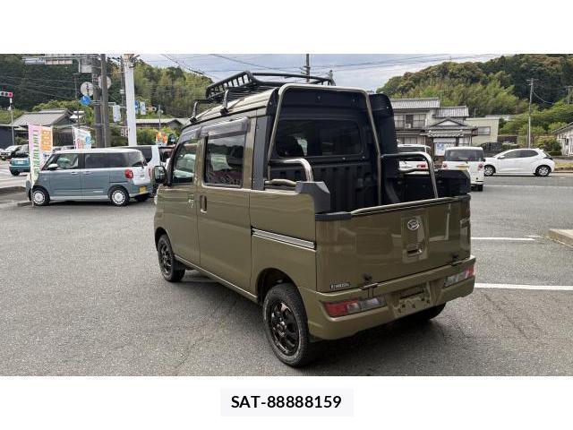 Daihatsu HIJET CARGO 2021-05 7800541-7