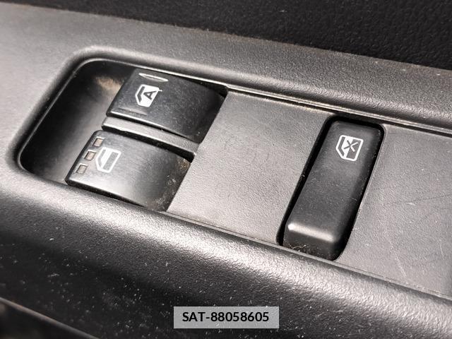 Daihatsu HIJET CARGO 2023-04 7802325-11