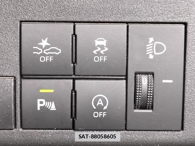 Daihatsu HIJET CARGO 2023-04 7802325-6
