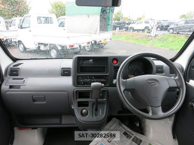 Daihatsu HIJET CARGO 2012-07 7803347-12
