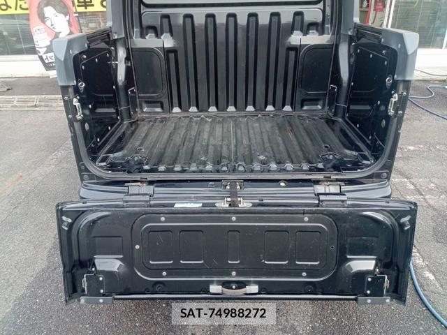 Daihatsu HIJET CARGO 2011-08 7803857-3