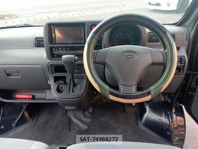 Daihatsu HIJET CARGO 2011-08 7803857-5