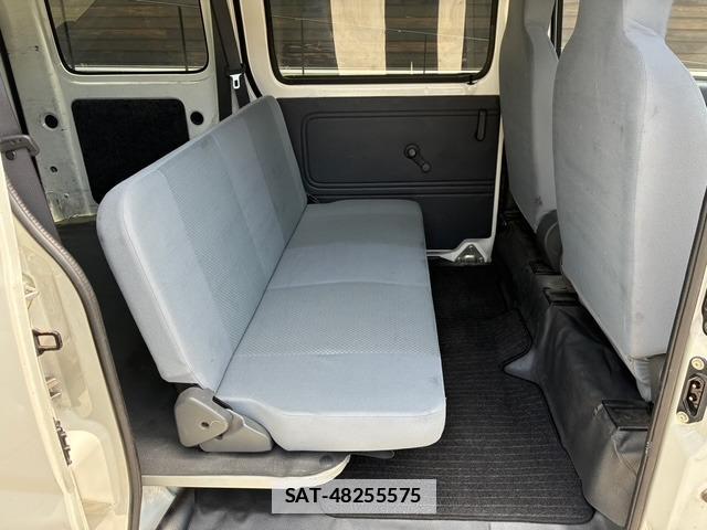 Daihatsu HIJET CARGO 2017-04 7804637-10