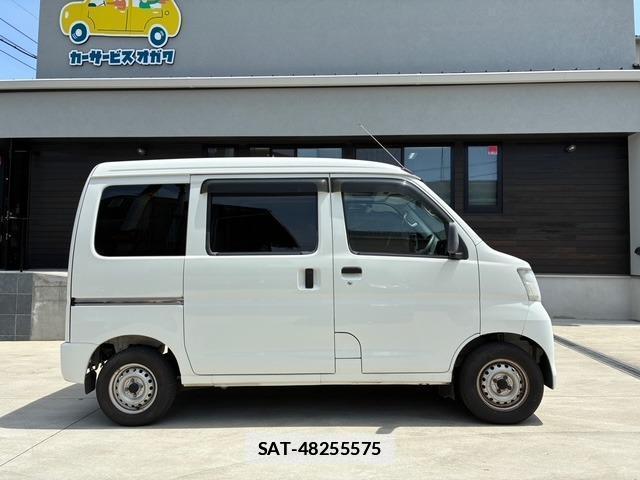 Daihatsu HIJET CARGO 2017-04 7804637-3