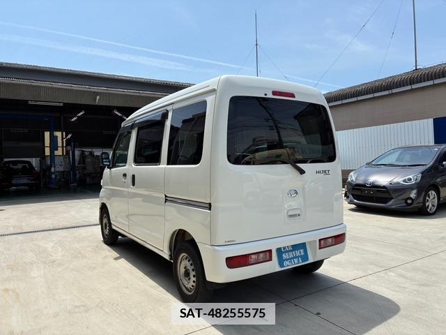 Daihatsu HIJET CARGO 2017-04 7804637-7