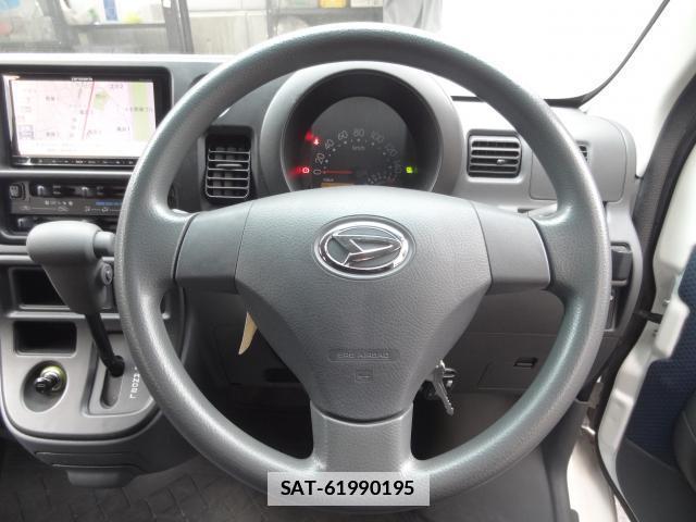Daihatsu HIJET CARGO 2014-03 7805176-6
