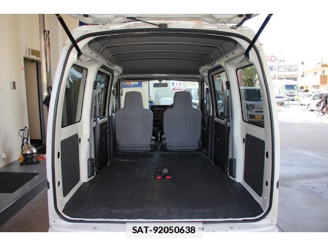 Daihatsu HIJET CARGO 2010-04 7806108-11