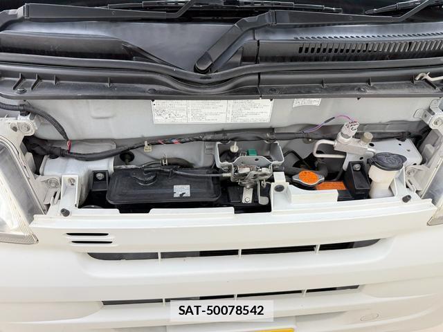 Daihatsu HIJET CARGO 2014-08 7809301-5