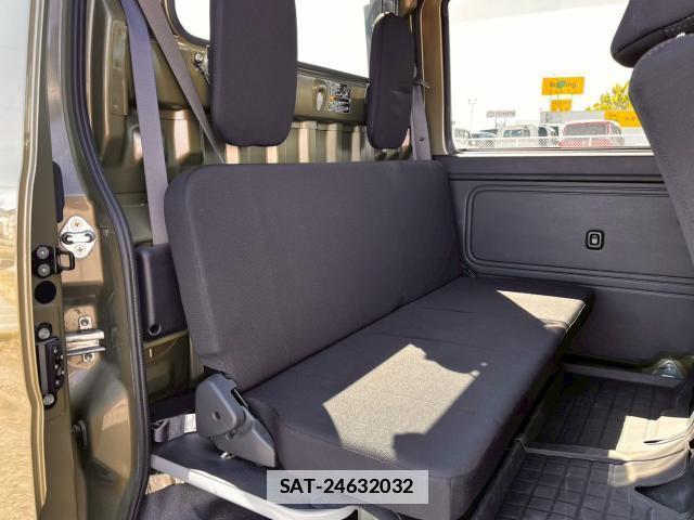 Daihatsu HIJET CARGO 2021-08 7809705-12