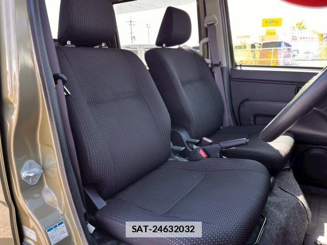 Daihatsu HIJET CARGO 2021-08 7809705-9