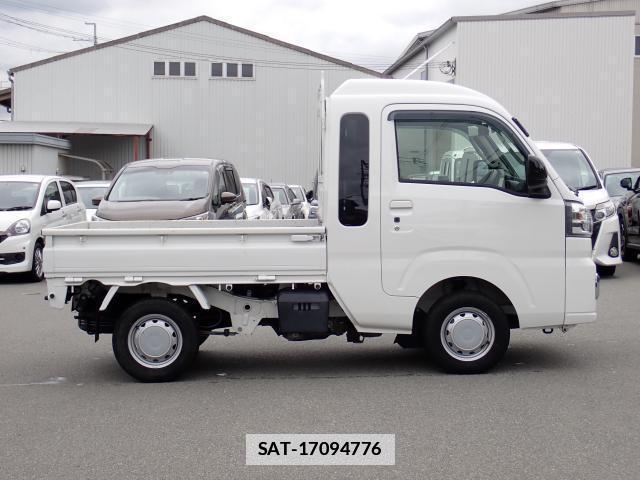 Daihatsu HIJET TRUCK 2022-06 7796080-3