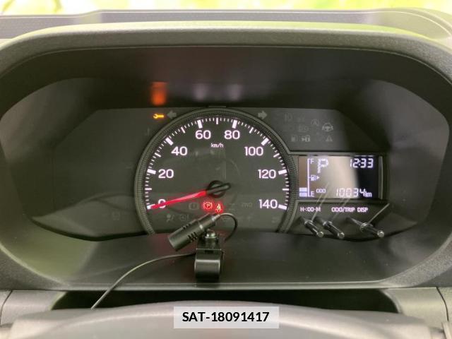 Daihatsu HIJET TRUCK 2022-11 7800728-9
