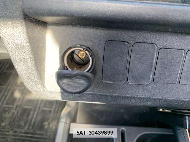 Daihatsu HIJET TRUCK 2017-12 7801129-15