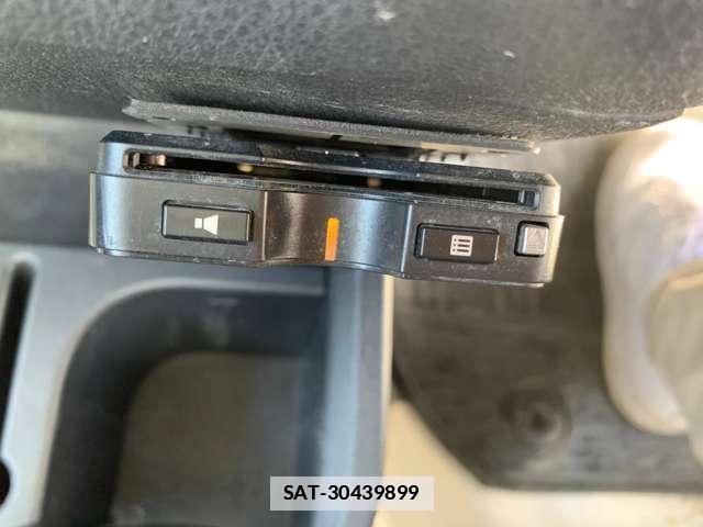 Daihatsu HIJET TRUCK 2017-12 7801129-17