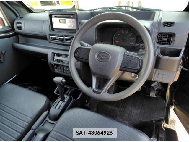 Daihatsu HIJET TRUCK 2022-08 7801443-4