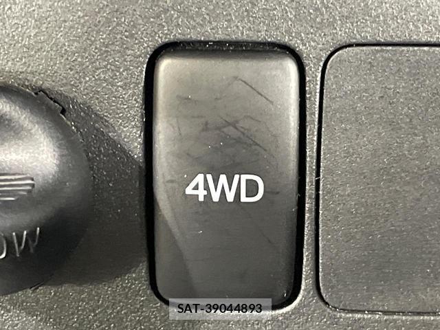Daihatsu HIJET TRUCK 2018-06 7801537-2