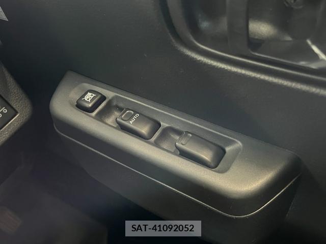 Daihatsu HIJET TRUCK 2018-02 7801890-18
