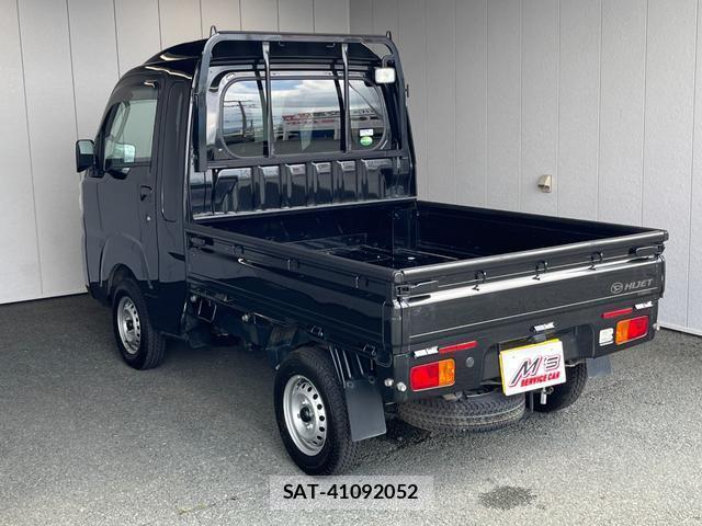 Daihatsu HIJET TRUCK 2018-02 7801890-3