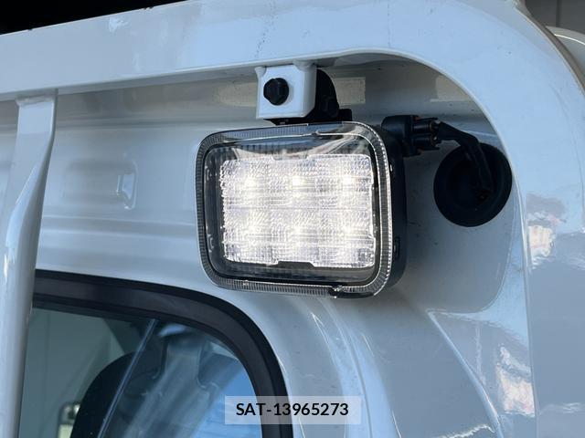 Daihatsu HIJET TRUCK 2023-10 7801915-7