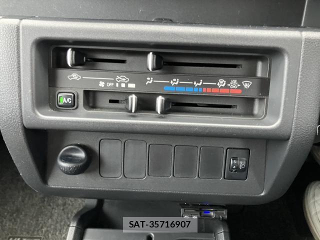 Daihatsu HIJET TRUCK 2015-02 7803219-5