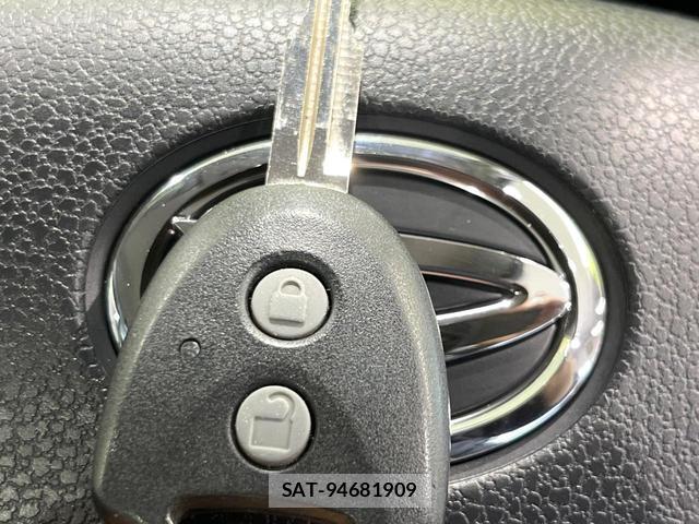Daihatsu HIJET TRUCK 2021-10 7804497-3