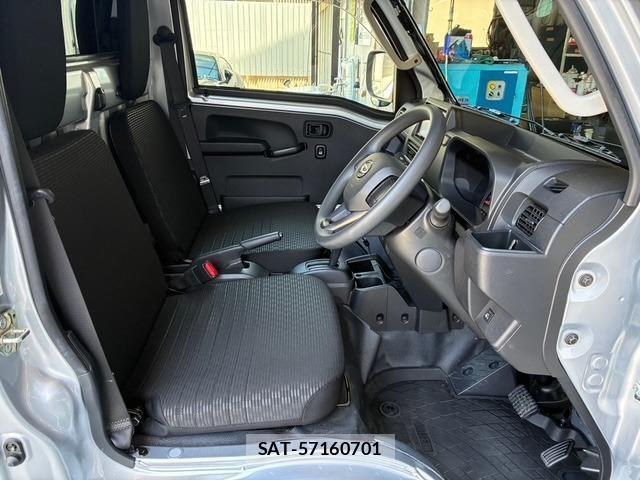 Daihatsu HIJET TRUCK 2024-04 7804635-9