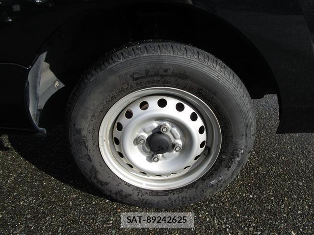 Daihatsu HIJET TRUCK 2017-03 7806165-9