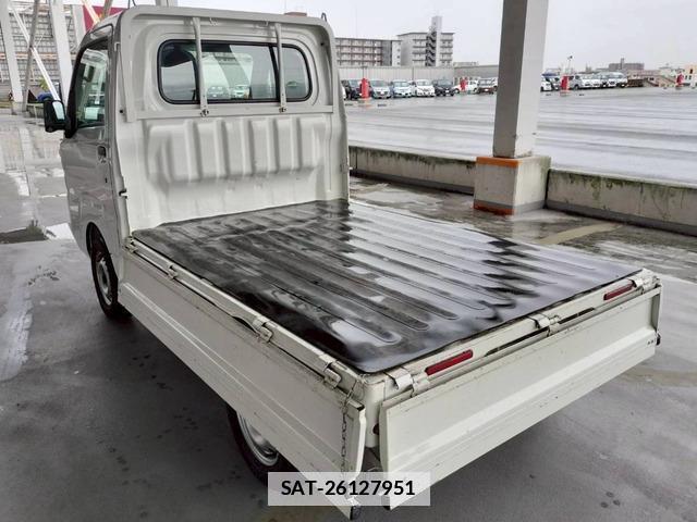 Daihatsu HIJET TRUCK 2016-04 7809884-7
