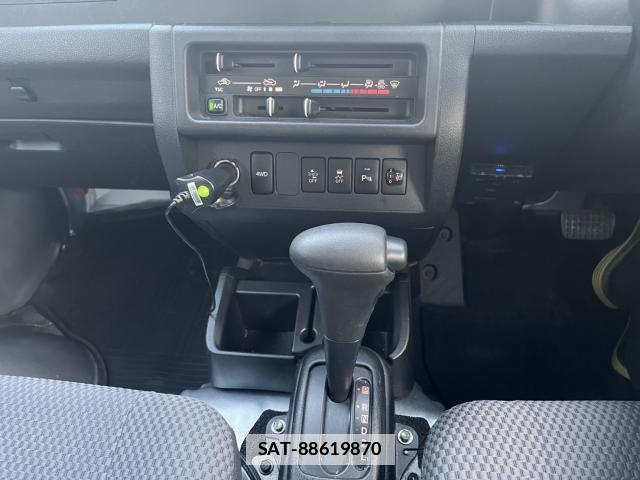 Daihatsu HIJET TRUCK 2020-10 7810181-9