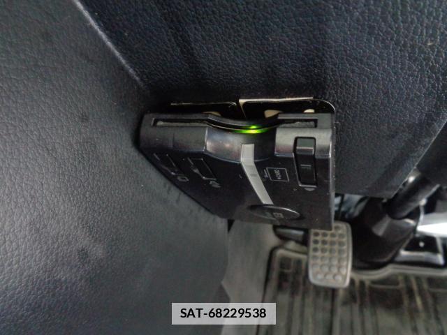Daihatsu HIJET TRUCK 2018-02 7810306-15