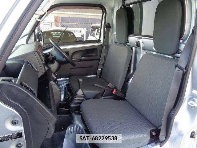 Daihatsu HIJET TRUCK 2018-02 7810306-6