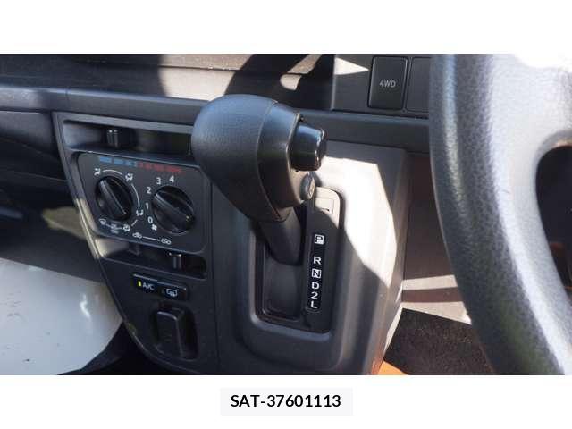 Daihatsu HIJET VAN 2020-03 7797462-8