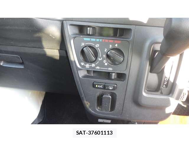 Daihatsu HIJET VAN 2020-03 7797462-9
