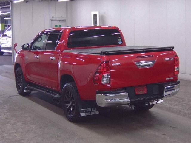 Toyota HILUX 2018-03 7795024-1