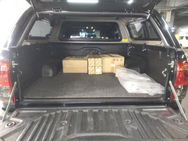Toyota HILUX 2019-02 7795096-3