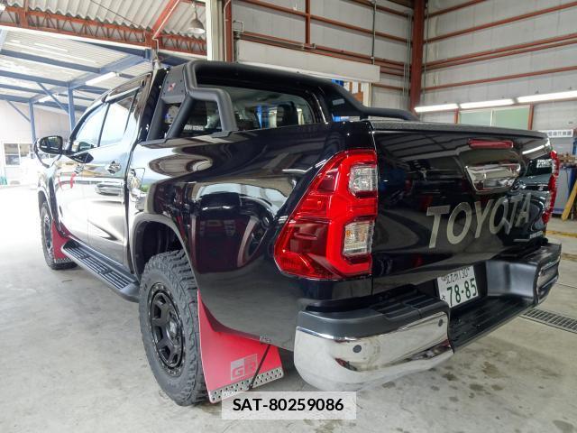 Toyota HILUX 2021-10 7798756-14