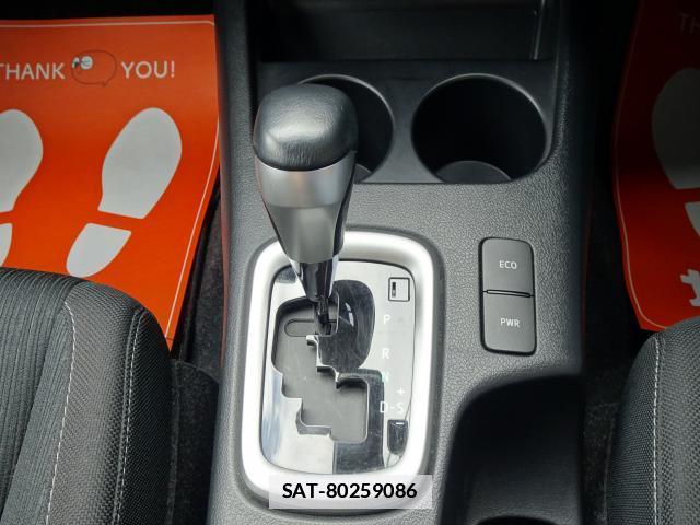 Toyota HILUX 2021-10 7798756-15
