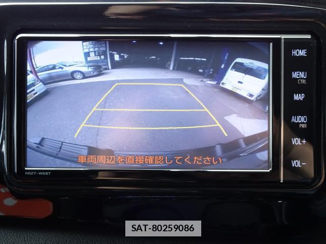 Toyota HILUX 2021-10 7798756-3