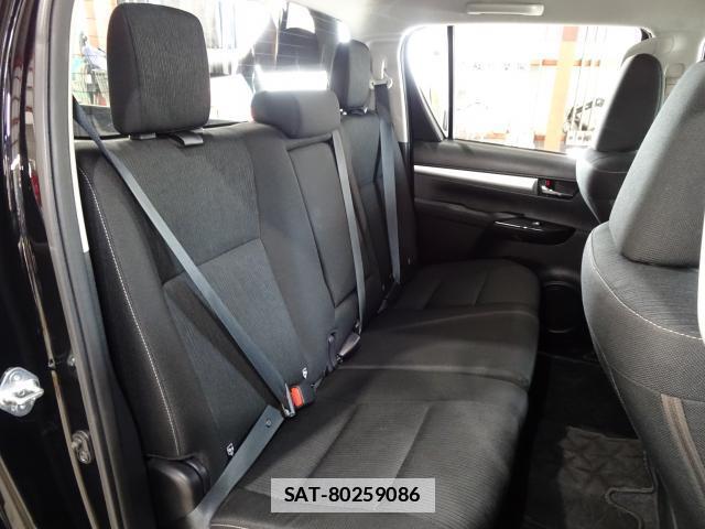 Toyota HILUX 2021-10 7798756-6