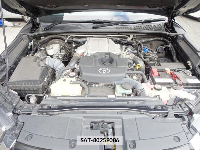 Toyota HILUX 2021-10 7798756-7