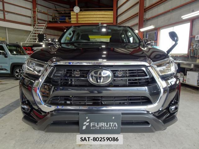 Toyota HILUX 2021-10 7798756-9