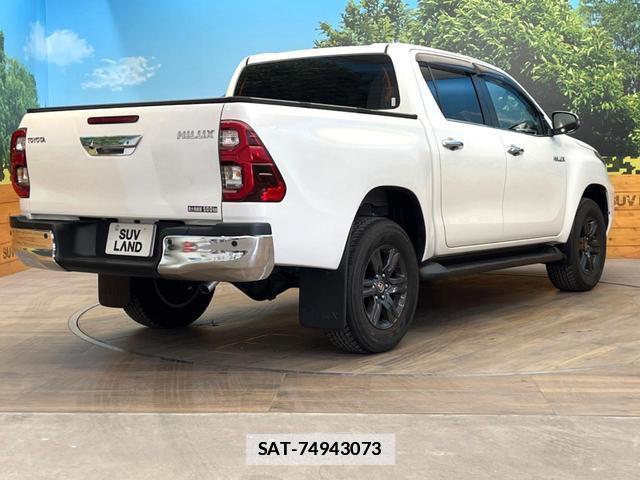 Toyota HILUX 2023-05 7801297-16