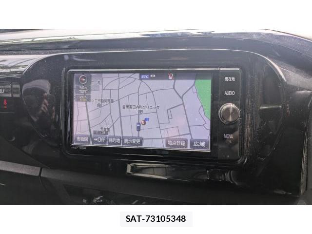 Toyota HILUX 2017-10 7806613-7
