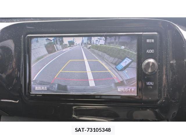Toyota HILUX 2017-10 7806613-8