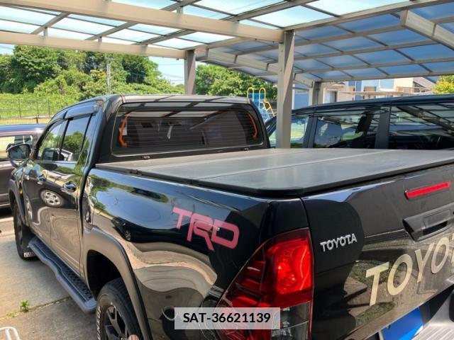 Toyota HILUX 2019-09 7806842-3