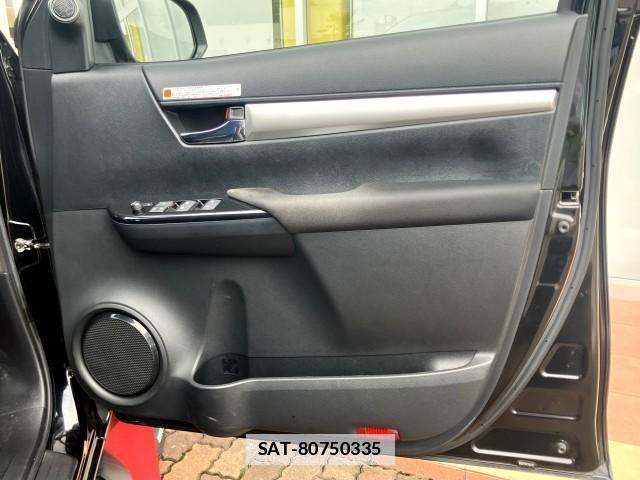 Toyota HILUX 2021-11 7809834-15